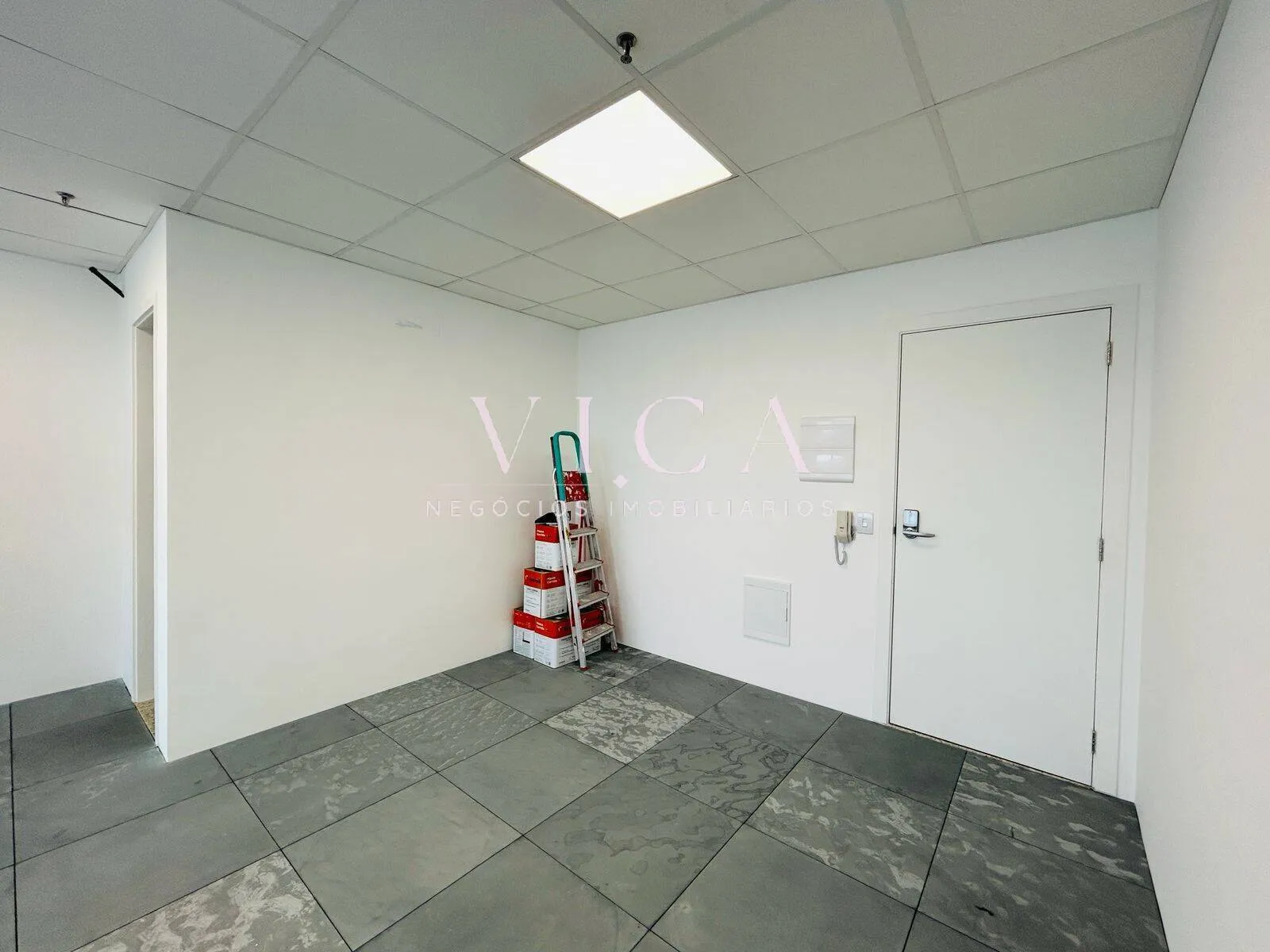 Imagem Sala 43m² 1 vaga garagem, aluguel por R$ 2.344,00/mês - Alphaville -SP