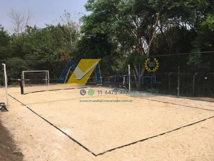 Imagem Casa à Venda com 450m², 3 dormitórios, 3 suítes, 1 sala e 4 vagas!!!