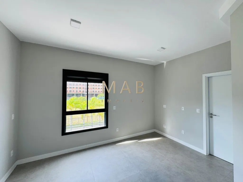 Imagem APARTAMENTO DIFERENCIADO NA CACHOEIRA DO BOM JESUS | 2 DORMITÓRIOS | 2 VAGAS DE GARAGEM | FINANCIÁVEL Se você procura um imóvel que reúna conforto, p