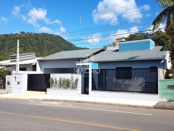 Foto do imóvel Casa com piscina | Jaraguá 99 | 3 quartos (1 suíte) | 153m²