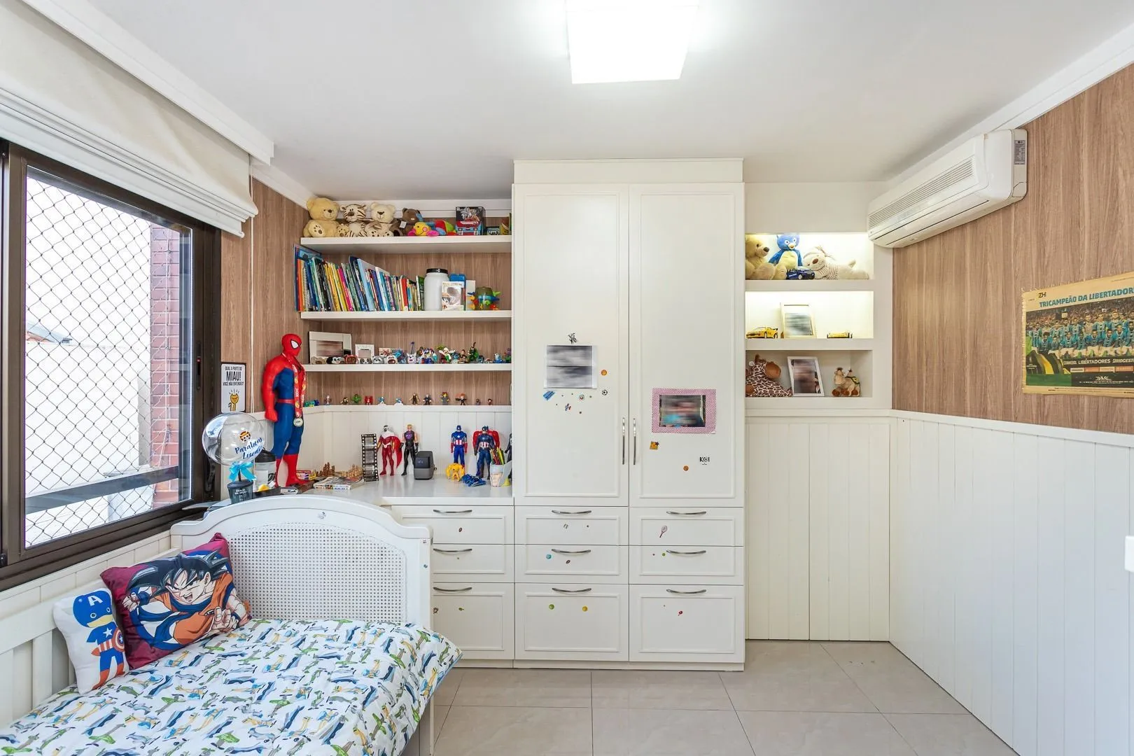 Imagem Apartamento Garden 3 Dorms (2 Suítes), 181m², 2 Vagas - Auxiliadora, POA
