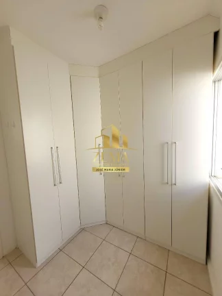 Imagem Sobrado condomínio, 03 qt (suite), 02 vgs, lavabo, churrasqueira, Ar Condic