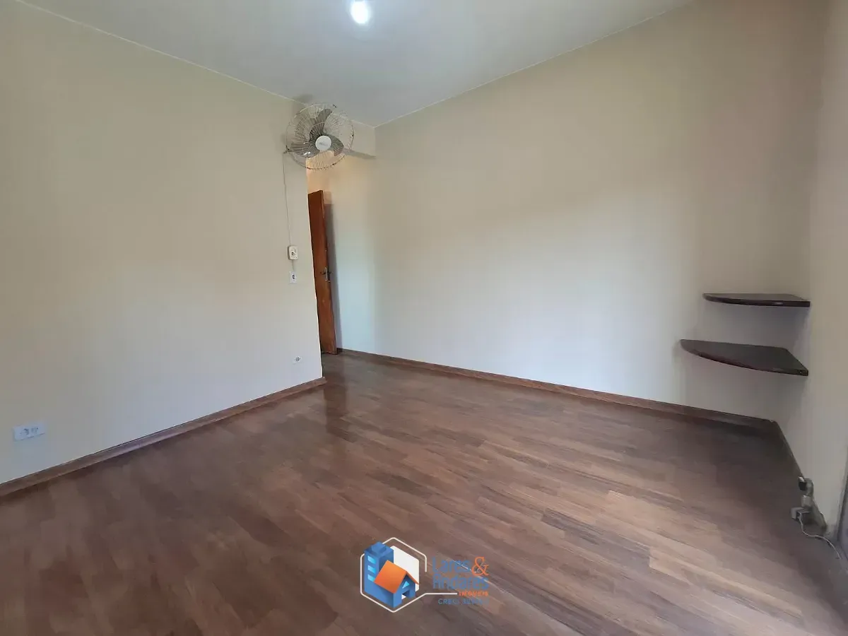 Imagem Sobrado para venda em Vila Bancária Munhoz com 3 quartos, sendo 1 suíte, 183m²