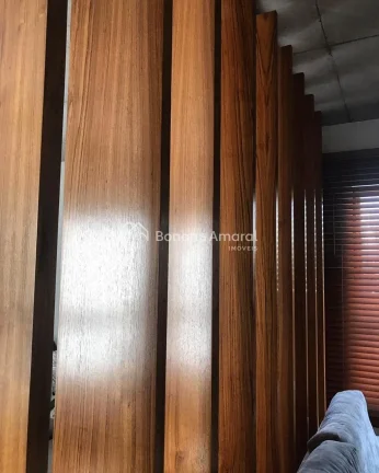 Imagem Apartamento à venda no Cambuí, em Campinas/SP. Possui um dormitório, banheiro, sala com ambientes...
