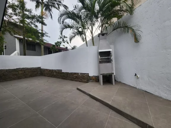 Imagem Casa para Venda em Florianópolis / SC no bairro Ingleses do Rio Vermelho