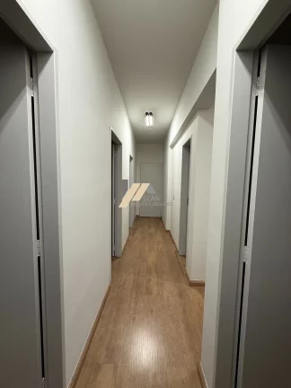 Imagem Sala comercial à venda no Cambuí em Campinas, São Paulo.