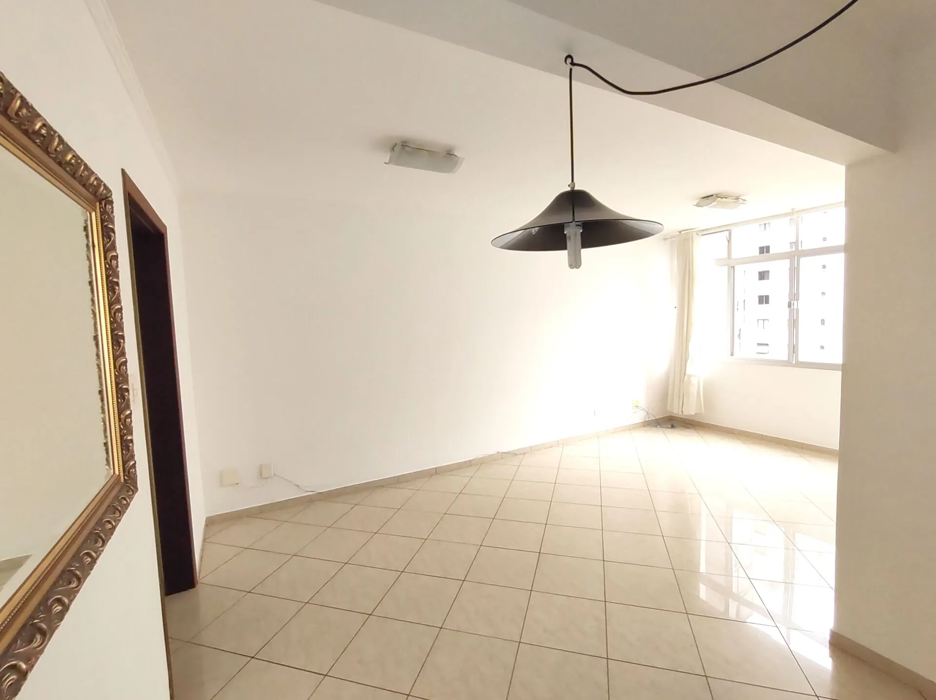 Imagem Apartamento No Jardim Paulista, 2 Dormitórios ( 1 suíte), 1 vaga de garagem ( prédio com manobrista e portaria 24hs). Excelente Localização