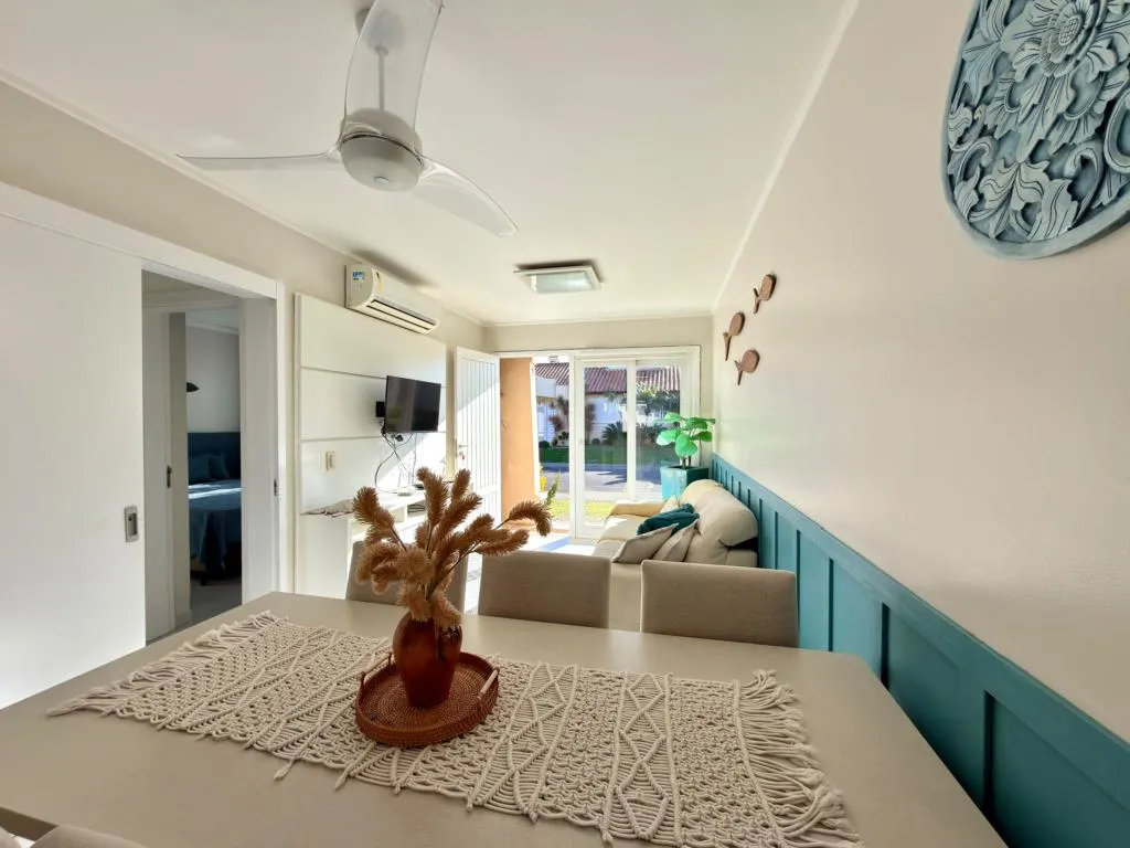 Foto do imóvel: Casa 3 Dormitórios - Bairro Noiva do Mar em Rua palmital
