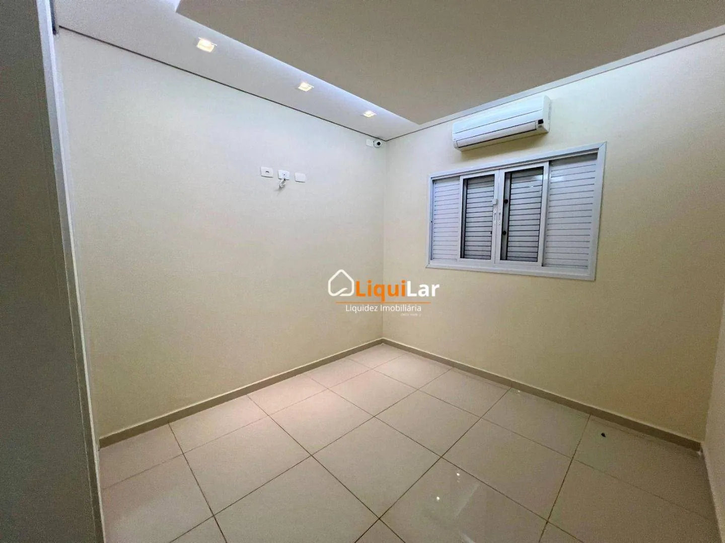 Imagem Casa à venda no bairro Coronel Antonino, uma oportunidade única (com piscina e varanda gourmet)