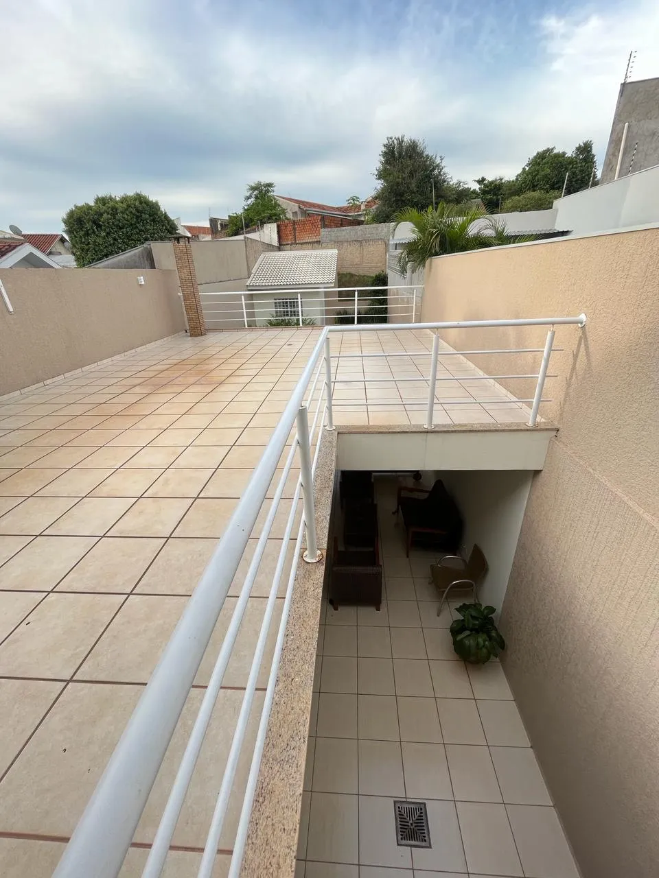 Imagem Sobrado 321m Umuarama-PR 223