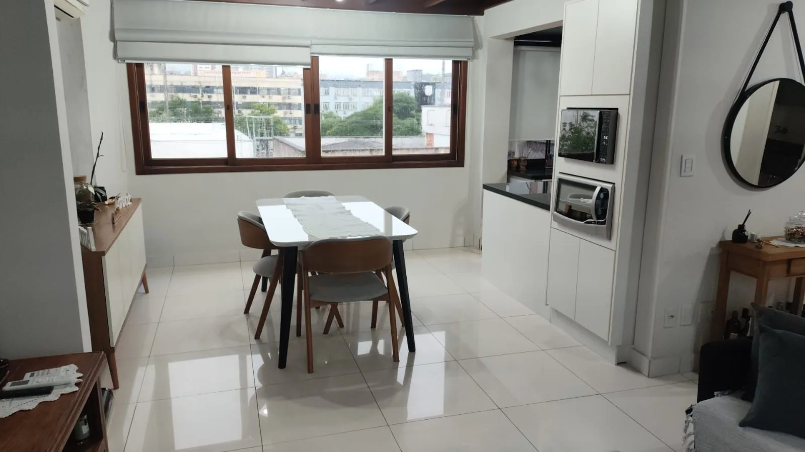Imagem Cobertura com 02 quartos e 01 vaga coberta no Bairro Santana Porto Alegre