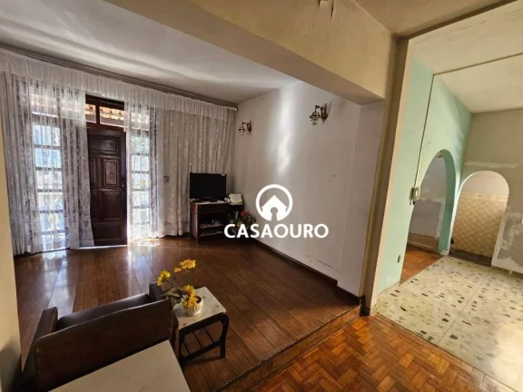 Imagem Casa com 3 quartos à venda, 200 m² por R$ 840.000 - Floresta - Belo Horizonte/MG