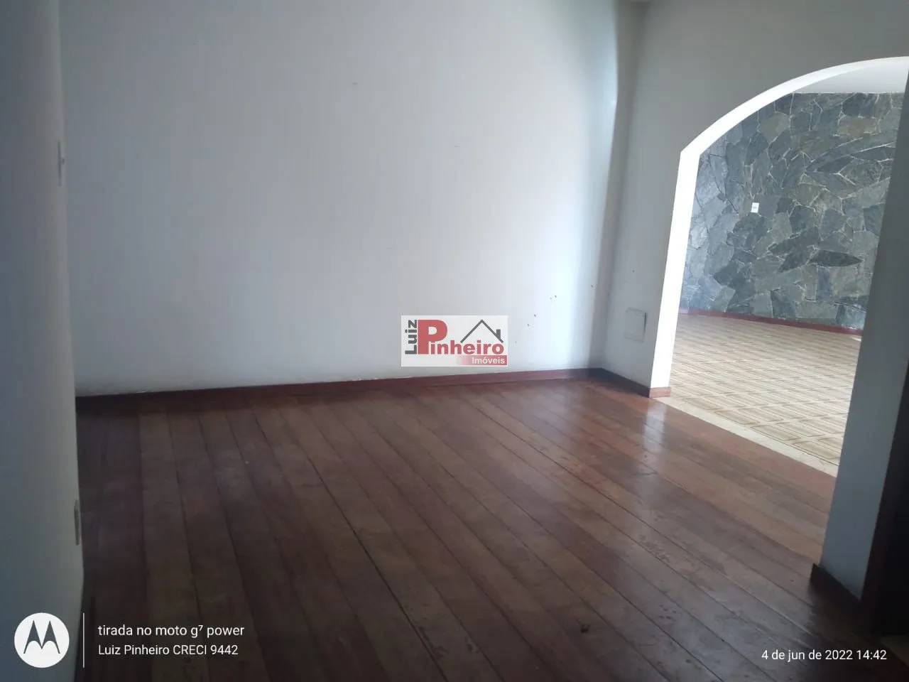 Imagem Casa no Itaigara com 4 4 sendo 2 suites