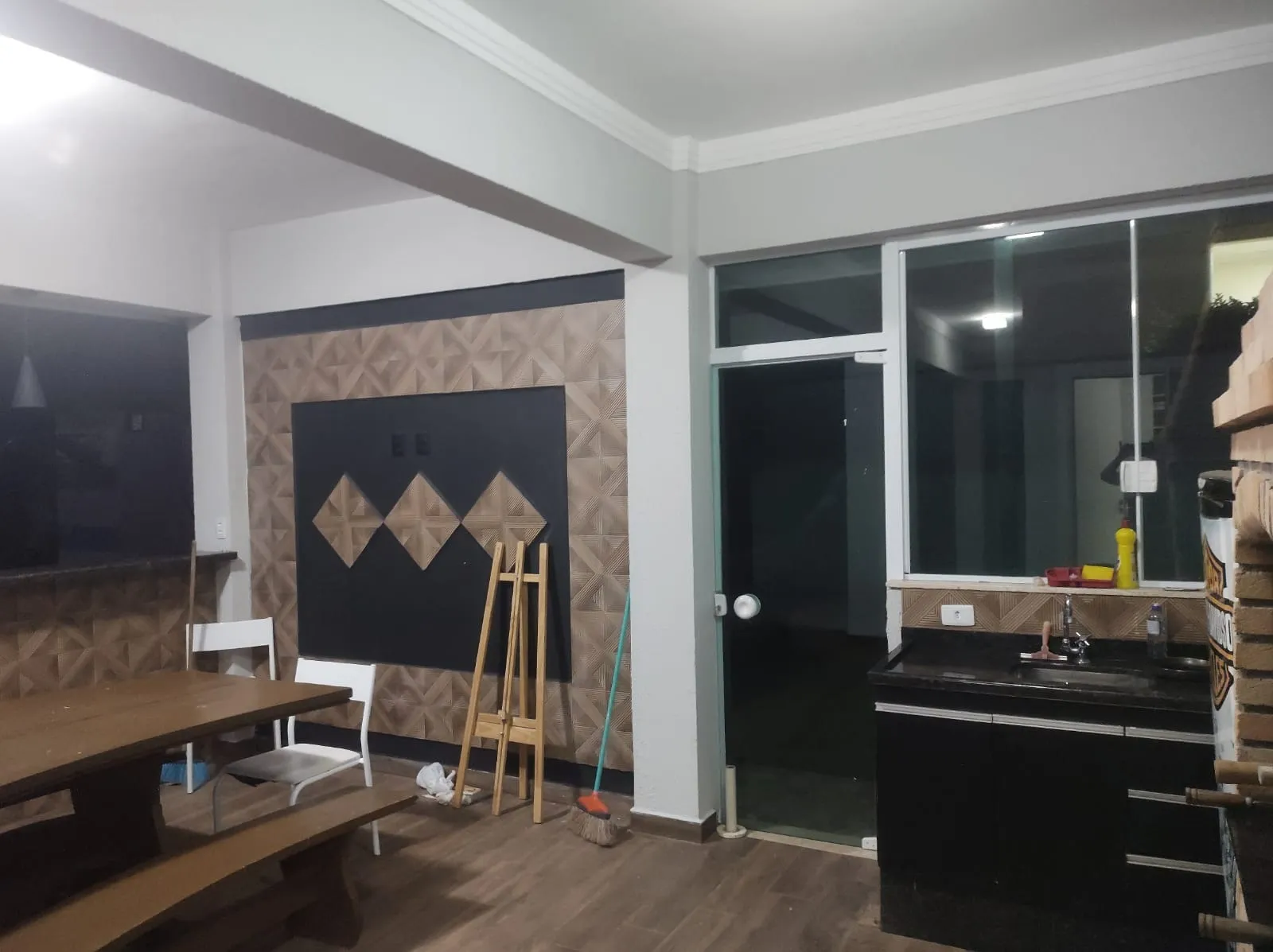 Imagem Casa com 3 quartos, 220 m² à venda