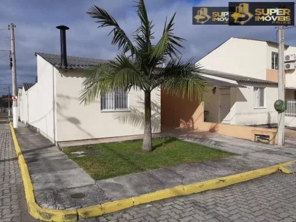 Imagem Casa Padrão para Venda em Fragata Pelotas-RS - 2684