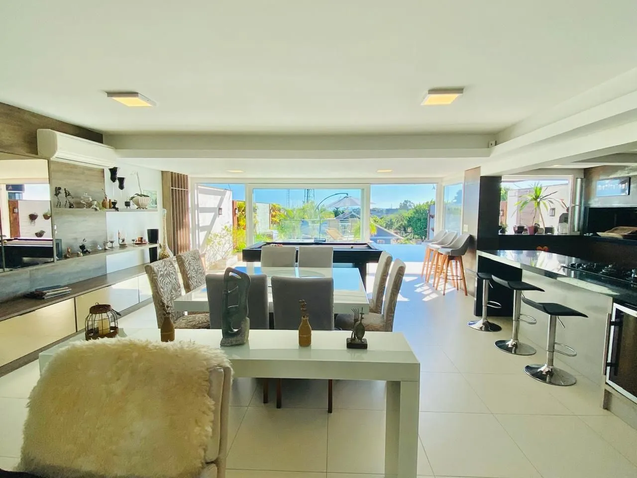 Imagem Casa em Ipanema com 4 Dormitórios sendo 3 Suíte