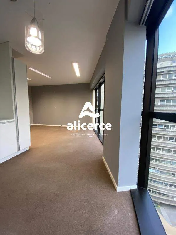 Imagem Sala à venda com , 33m² em Centro Florianópolis