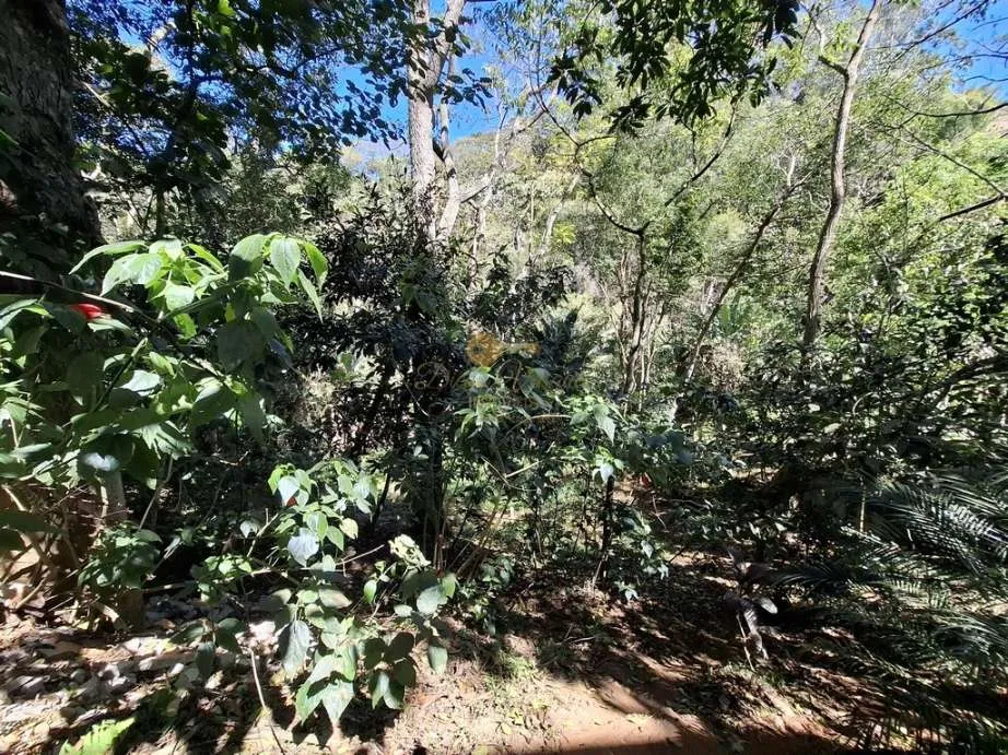 Imagem Casa para Venda em Teresópolis / RJ no bairro Pessegueiros