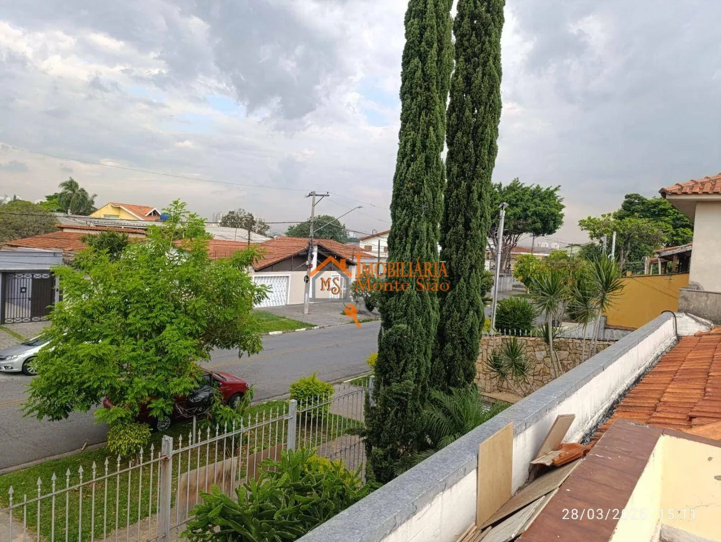 Imagem Casa com 5 dormitórios à venda, 240 m² por R$ 1.259.000,00 - Jardim Vila Galvão - Guarulhos/SP