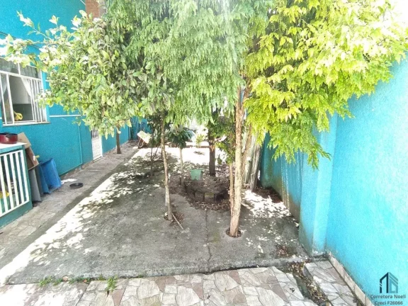 Imagem Casa a venda c/ amplo terreno, 05 quartos c/suíte no Santa Cândida/Boa Vista em Curitiba Pr