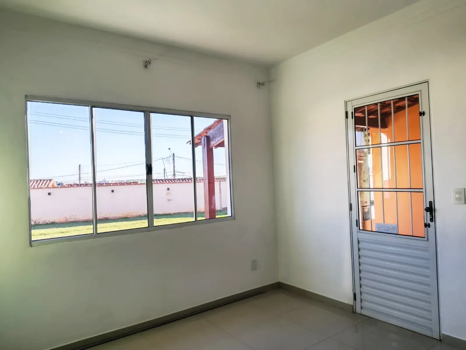 Imagem Casa de Condomínio com 2 Quartos à Venda, 97 metros em Lopes de Oliveira - Sorocaba