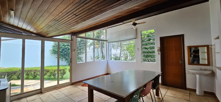 Imagem Casa tipo para venda em Centro com 1 quarto, 181m2