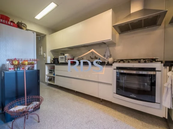 Imagem Vende Apartamento de 162m², moderno, reformado, Condominio Clube Flórida Penthouses