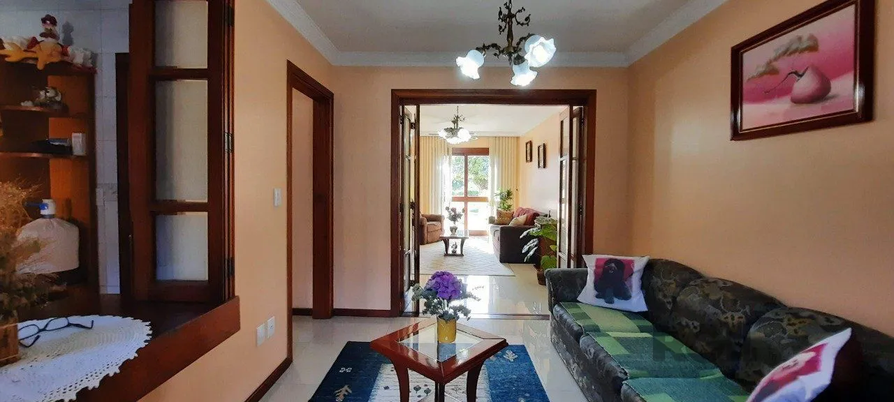 Imagem Casa Condominio para Venda - 129.58m², 3 dormitórios, sendo 1 suites, 3 vagas - Cavalhada