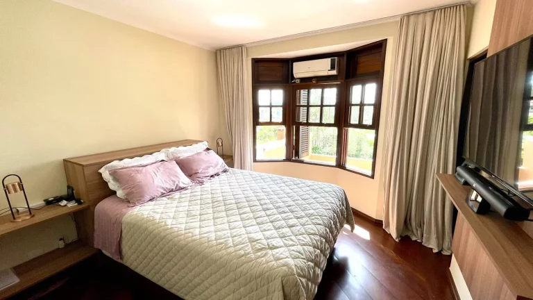 Imagem Cond SP II. Linda casa estilo rústico moderno, com arquitetura exclusiva!!