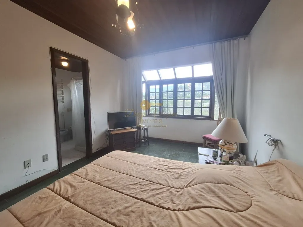 Imagem Casa em Condomínio para Venda em Teresópolis / RJ no bairro Parque do Imbui