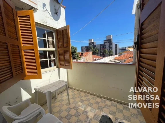 Imagem Casa estilo sobrado com 3 dormitórios cozinha e ampla sala a venda na região central de Itu SP