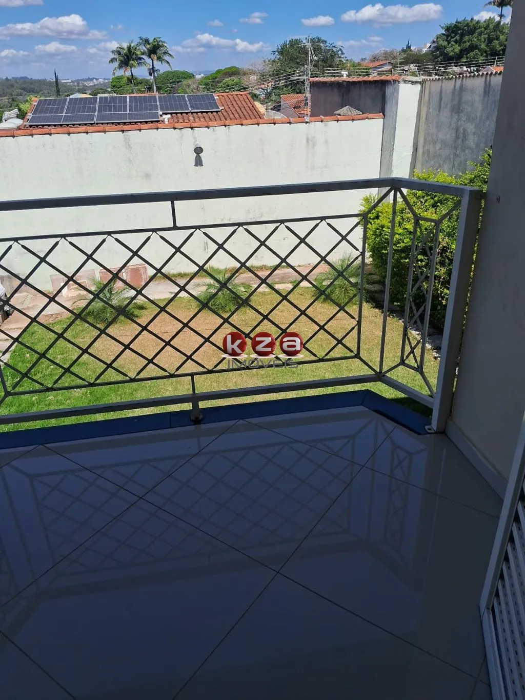 Imagem Excelente oportunidade! Casa à venda em Valinhos-SP, bairro São Cristovão: 3 quartos, 1 suíte, 2 salas, 3 banheiros, 3 vagas de garagem, 200 m².