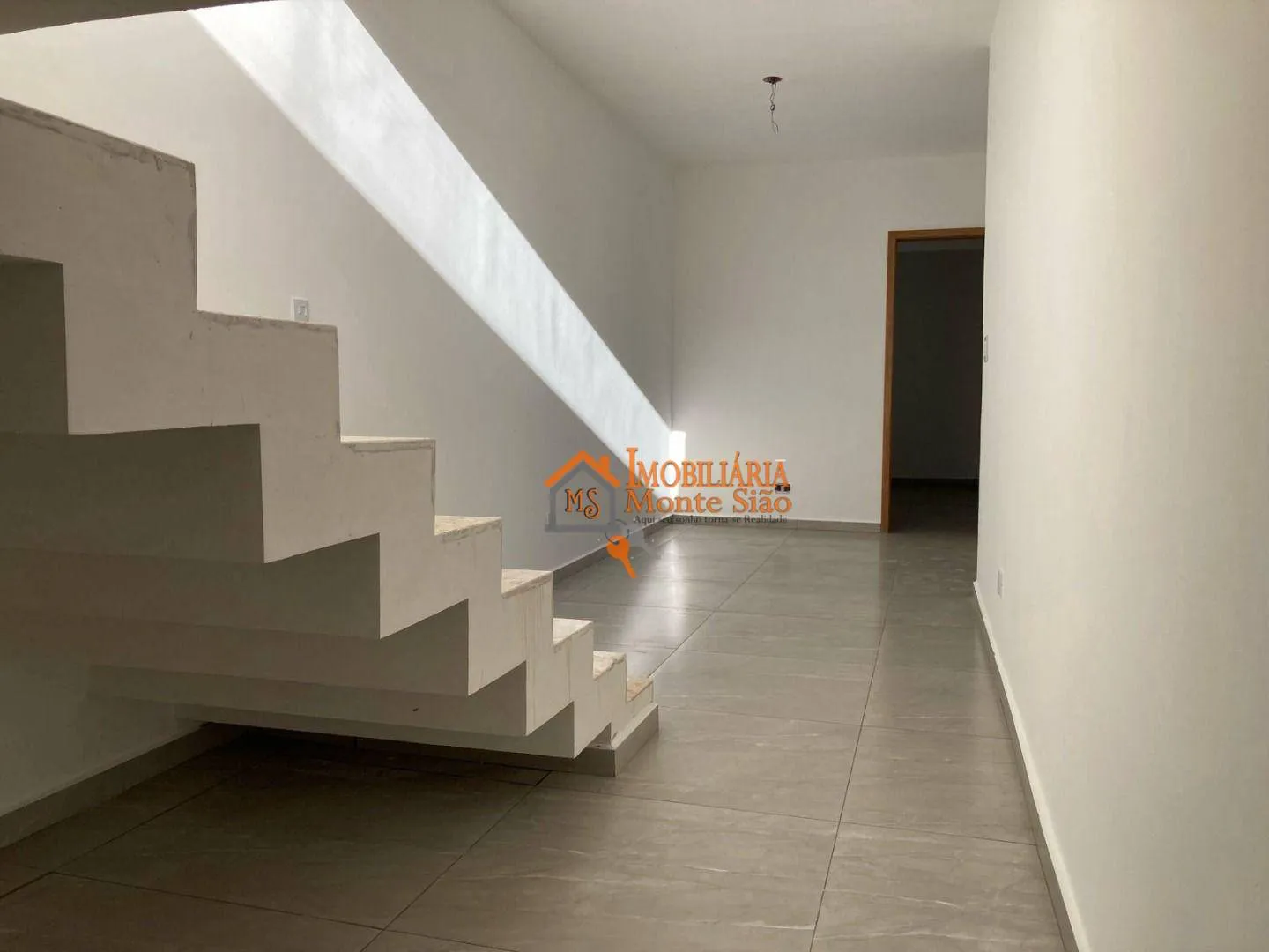 Imagem Sobrado com 4 dormitórios à venda, 342 m² por R$ 2.770.000,00 - Jardim São Pedro - Mogi das Cruzes/SP