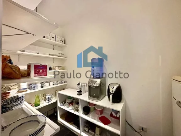 Imagem Casa charmosa com gourmet, spa e sauna em Cotia