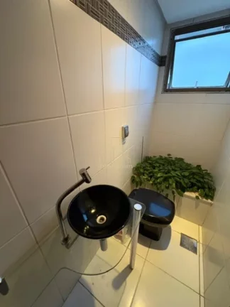 Imagem Cobertura 4/4 com Piscina Privativa e Vista Mar na Pituba