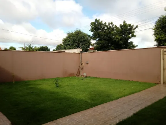 Imagem Casa com 3 Quartos à Venda, 210 m² em Parque Flamboyant - Goiânia