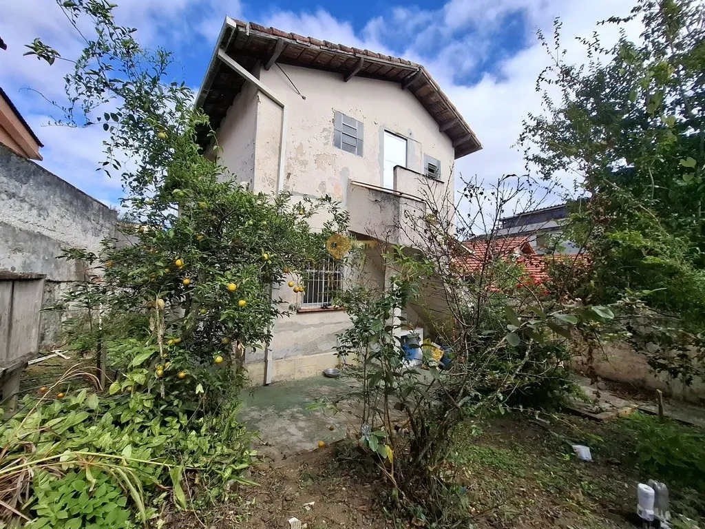 Imagem Casa para Venda em Teresópolis / RJ no bairro Várzea