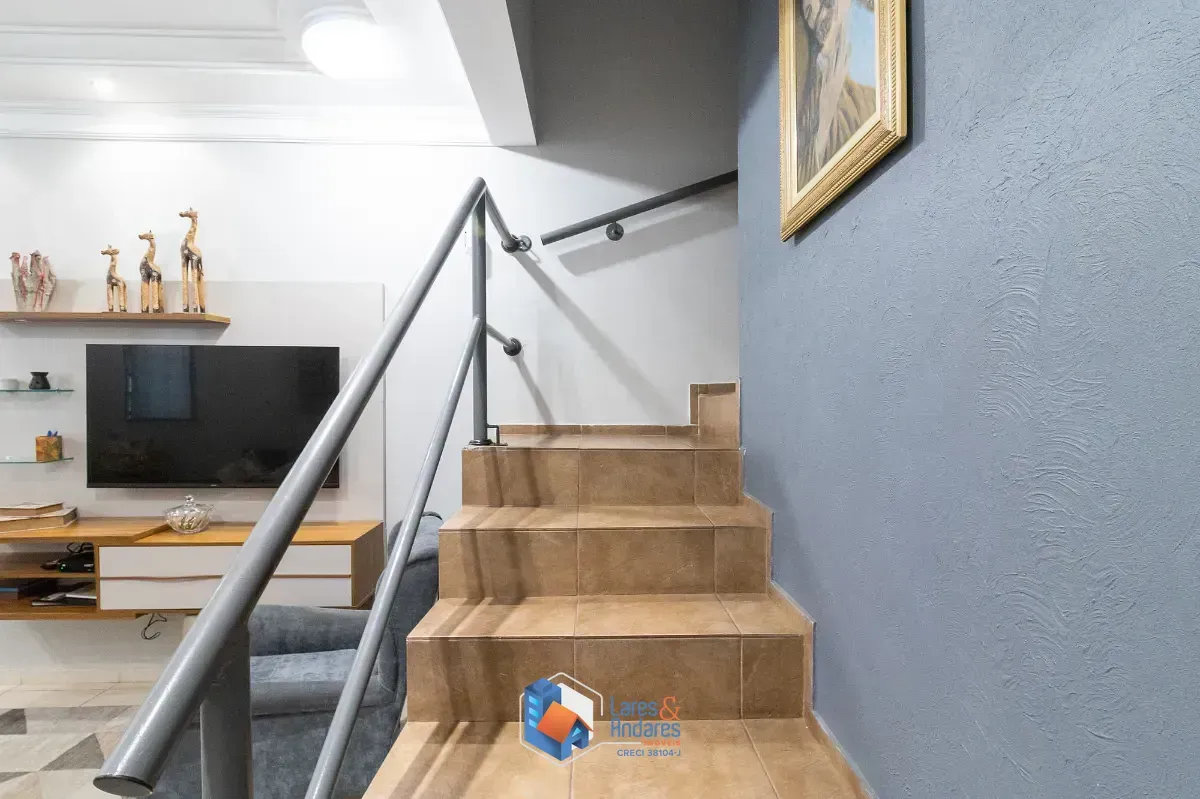 Imagem Sobrado para venda em Vila Marina com 2 quartos, sendo 2 suítes, 180m²