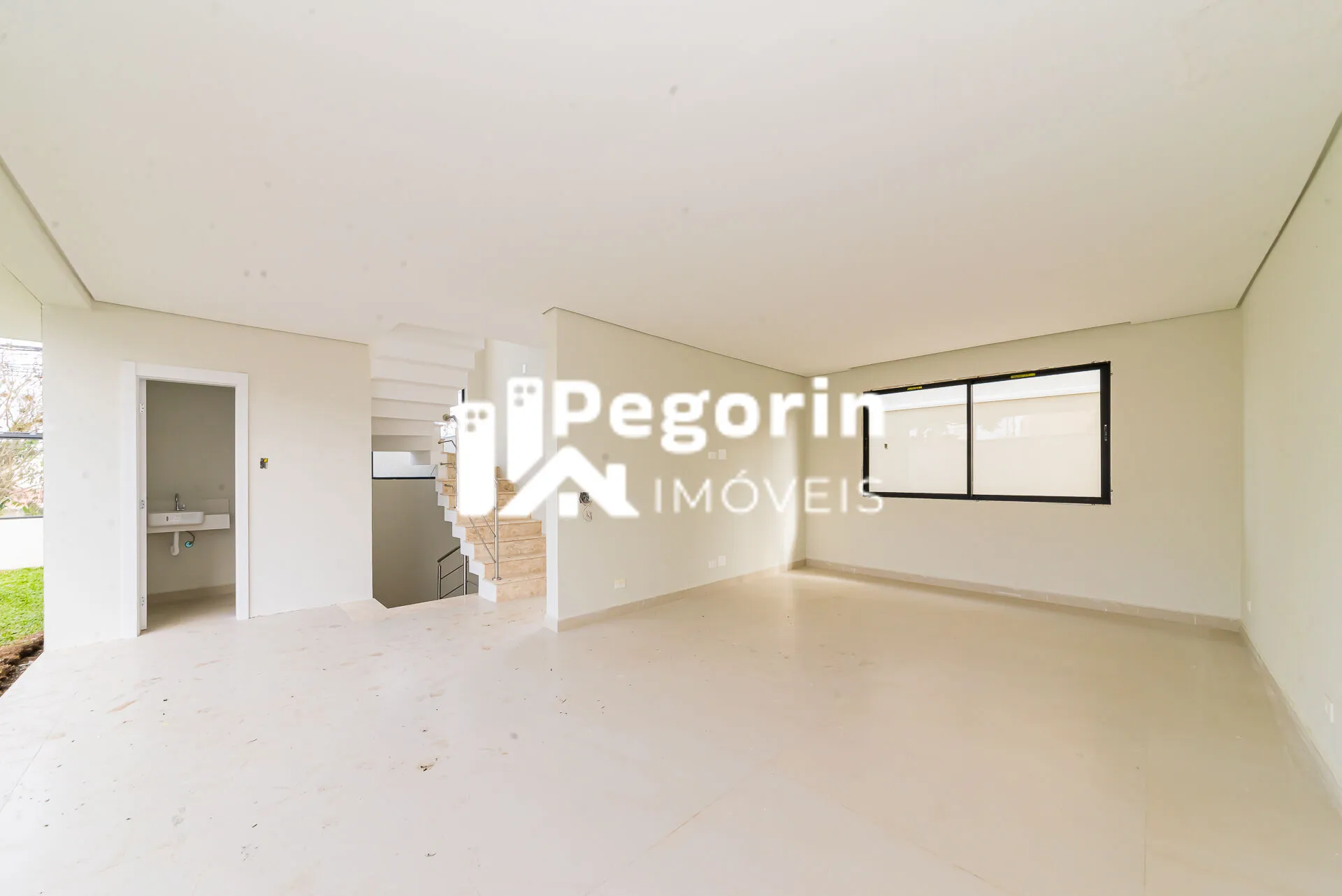 Imagem Casa Triplex 03 quartos todos com suíte