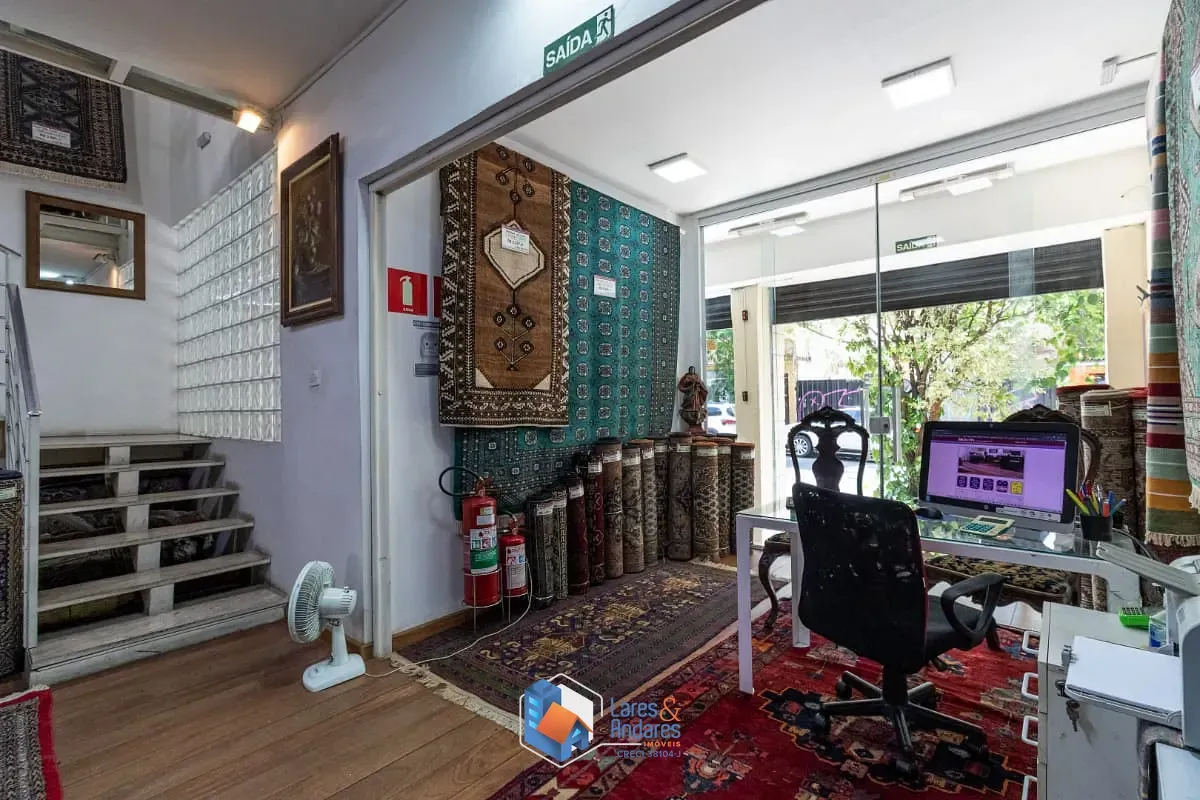 Imagem Casa comercial para venda em Pinheiros, 240m²