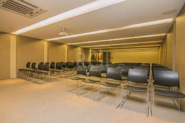 Imagem sala comercial no bairro Praia de Belas - andar alto