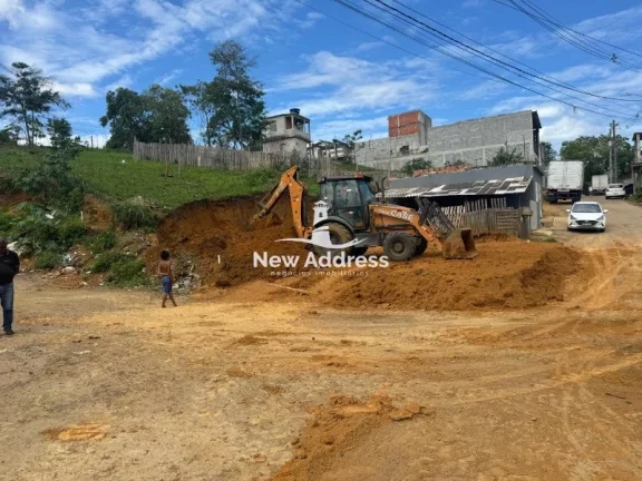 Imagem Casa com 2 quartos em Jardim Campo Grande, Cariacica/ES. Varanda e Quintal. Agende sua visita!
