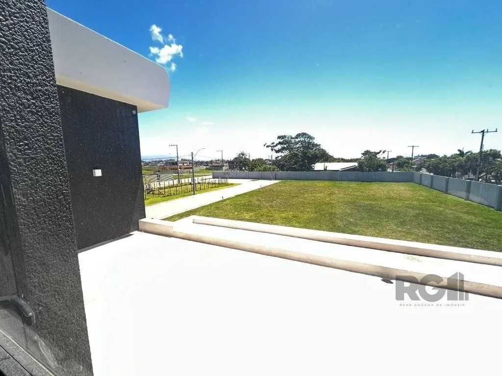 Imagem Casa de Condomínio em Atlântida Sul