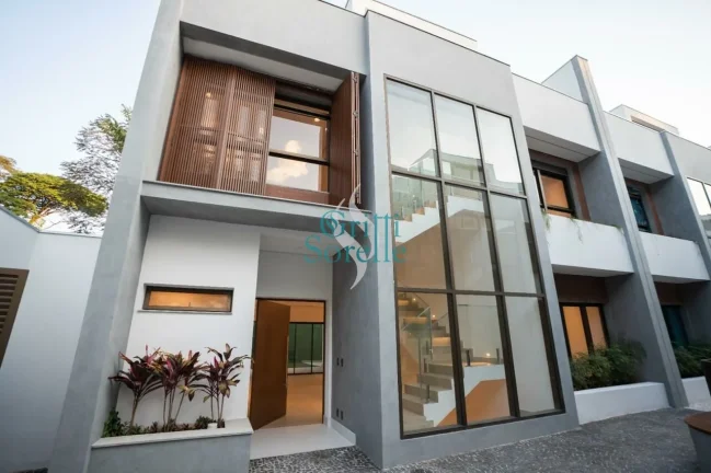 Imagem Casa de condomínio à Venda em Alto da Boa Vista - São Paulo/SP.