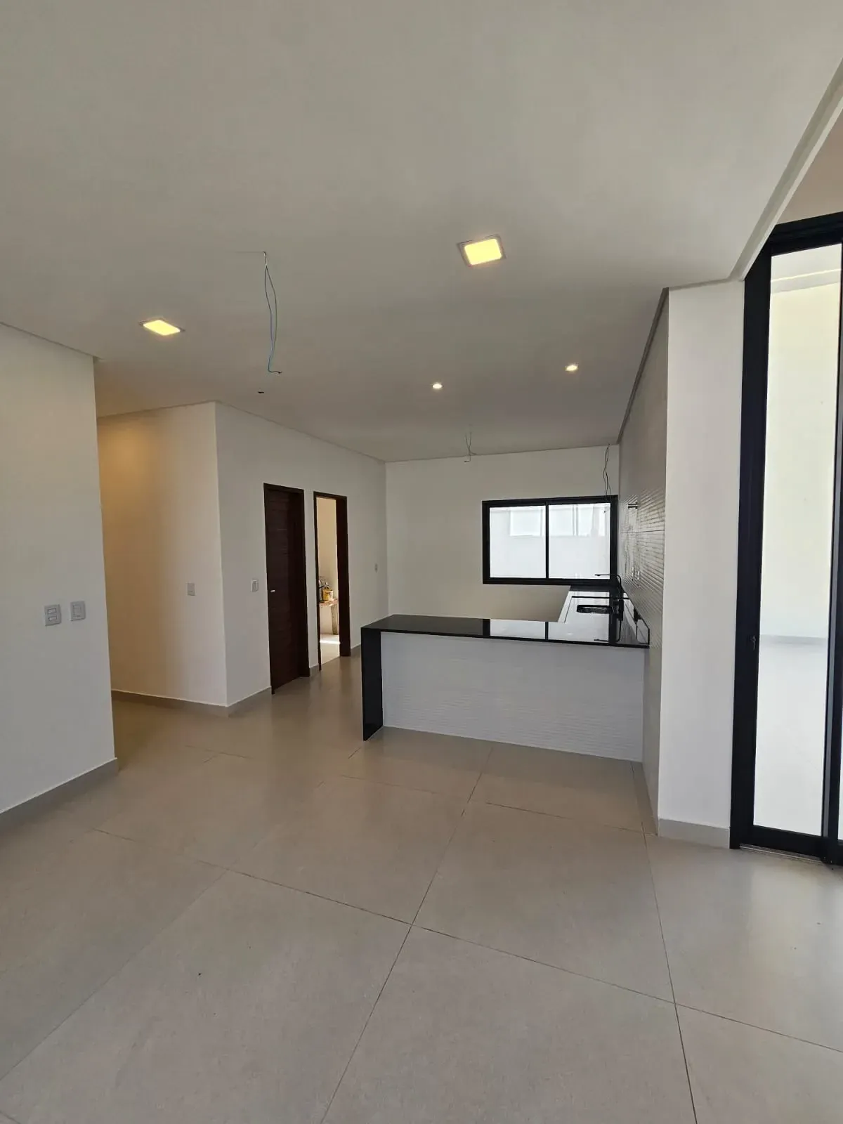 Imagem Casa de Condomínio com 3 Quartos à Venda, 153 metros em Cajupiranga - Parnamirim