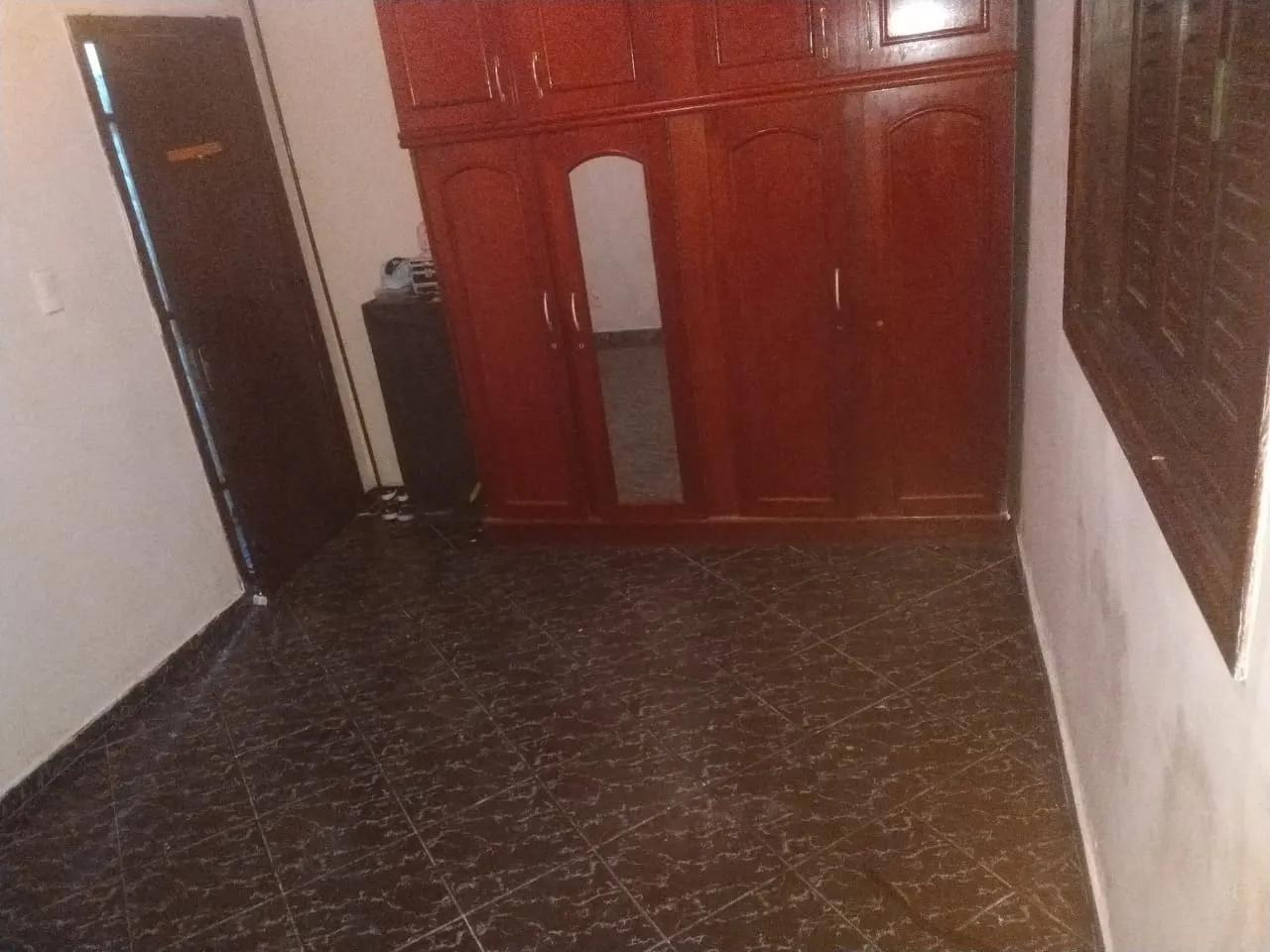 Imagem Casa à venda 3 Quartos, 1 Vaga, 250M², Vila Rica, Pindamonhangaba - SP