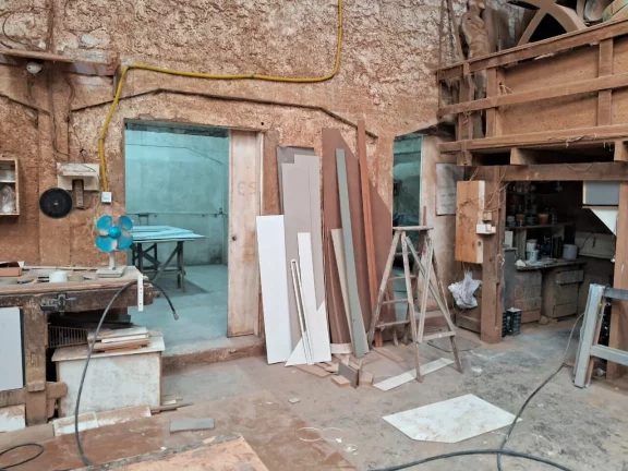 Imagem Vende se Galpão de 350m² em Òtima localização para Comércios em Geral no bairro da Vila Mathias.