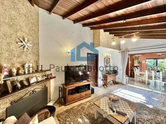 Imagem Casa na Granja Viana, Porteira Fechada, Piscina e Gourmet