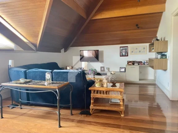 Imagem Casa de Condomínio em Tamboré - Santana de Parnaíba, SP