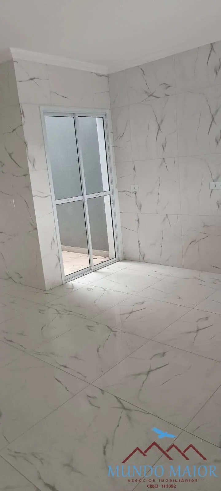 Imagem Sobrado Novo, 3 Suítes, 4 Vagas e Quintal Incrível no Parque São Vicente!